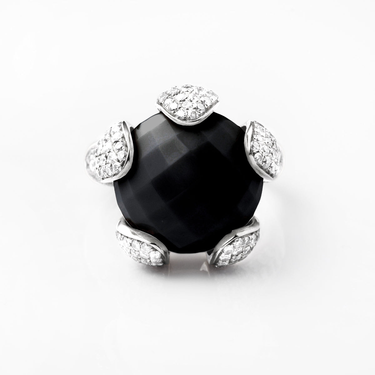 Lotus But Ring (black)