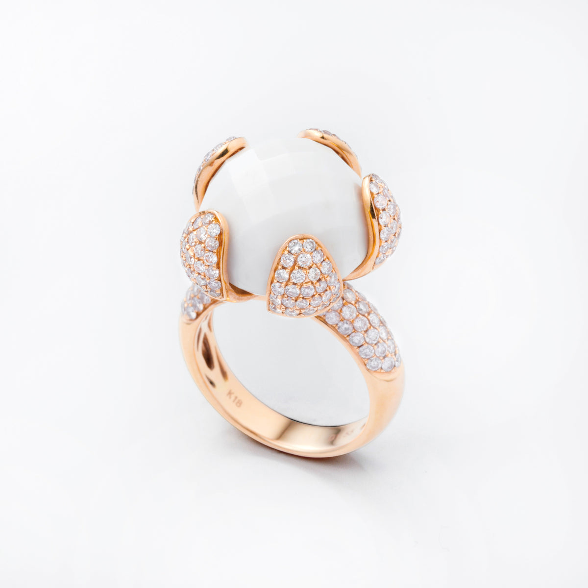 Lotus But Ring (White)
